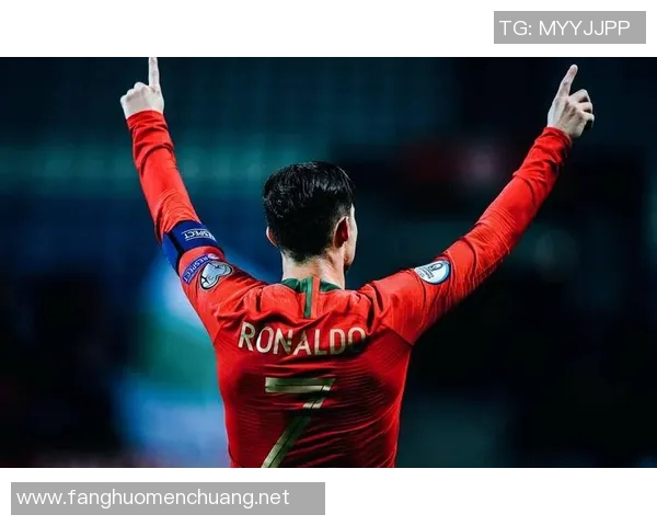 足球三大球星是谁 世界足坛最具影响力的传奇人物解析